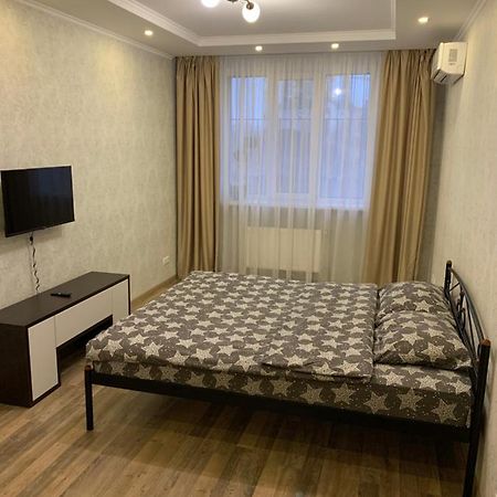 028 Апартаменты В Жк "Софиевская Слободка" Vyšneve Exteriér fotografie